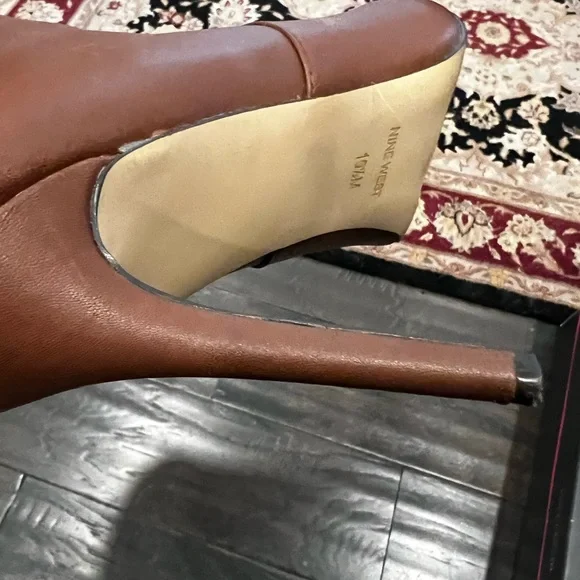 Women Nine West Booties size 10 - Picture 10 of 12